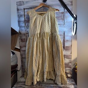 Sleeveless Yellow Floral Midi Dress with Tiered Skirt